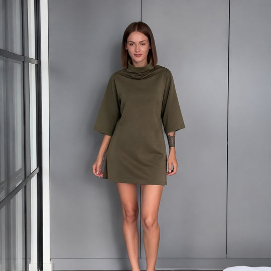 Damen lässiges Feinstrick-Minikleid mit Rollkragen und dreiviertelärmeln Eichborn Berlin