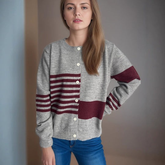 Damen Strickjacke mit modernen Streifenmustern und Knopfverschluss EB