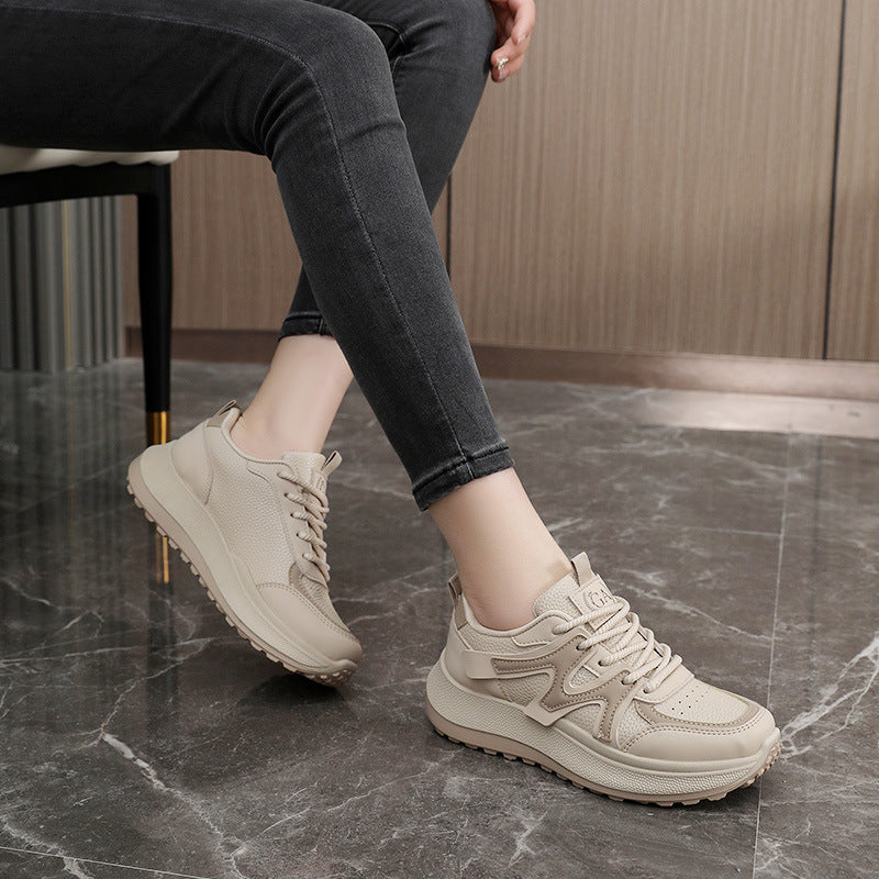 Damen Sportliche Sneaker mit rutschfester und dämpfender Sohle EB