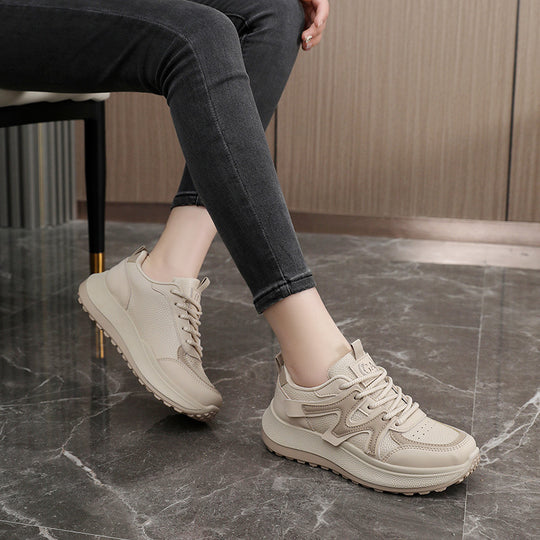 Damen Sportliche Sneaker mit rutschfester und dämpfender Sohle EB