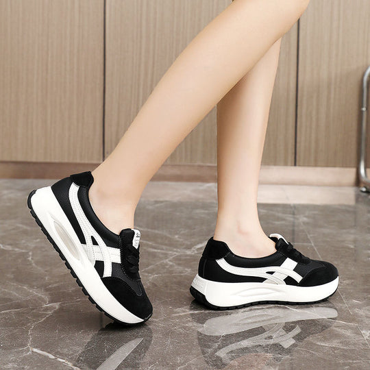 Damen Sportliche Sneaker mit dämpfender Sohle und modernem Design EB