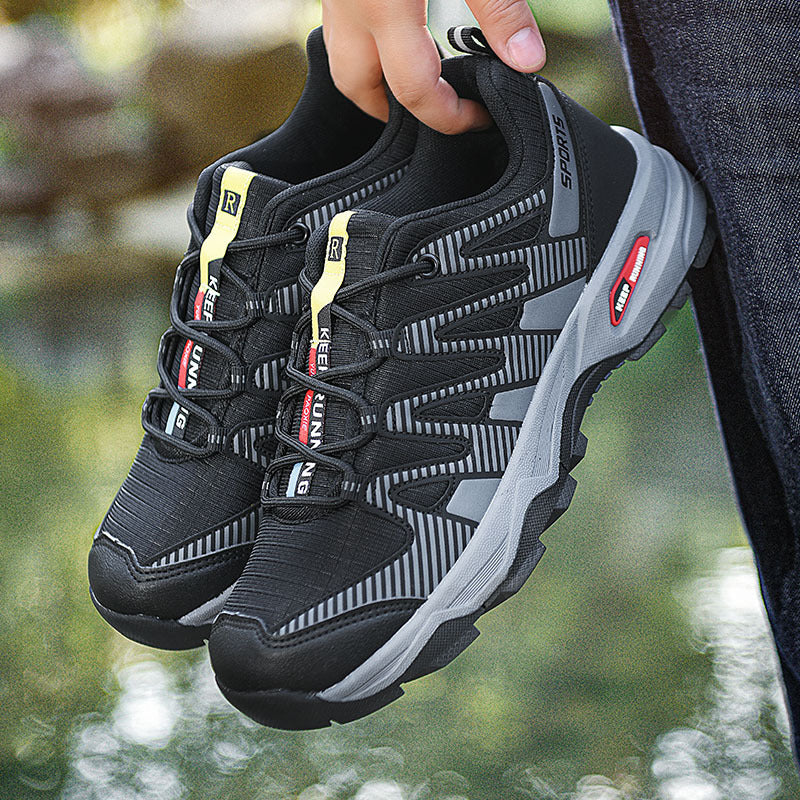 Herren sportlicher Outdoor-Adventure Sneaker mit verstärkter Zehenkappe und stoßdämpfender Wabensohle EB