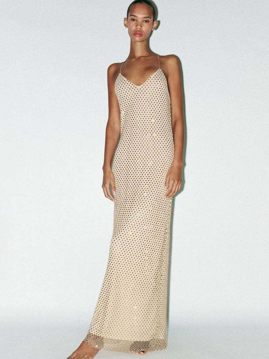 Damen Elegantes Maxikleid mit raffinierten Netzdetails und schmalen Spaghettiträgern EB
