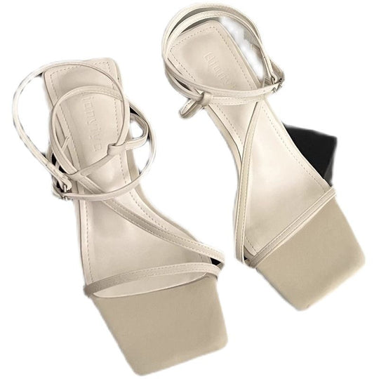 Damen elegante High Heel Sandalen mit zierlichem Riemendesign EB