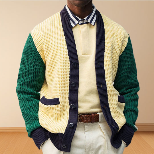 Herren Strickjacke mit Kontrastfarben und praktischen Taschen EB
