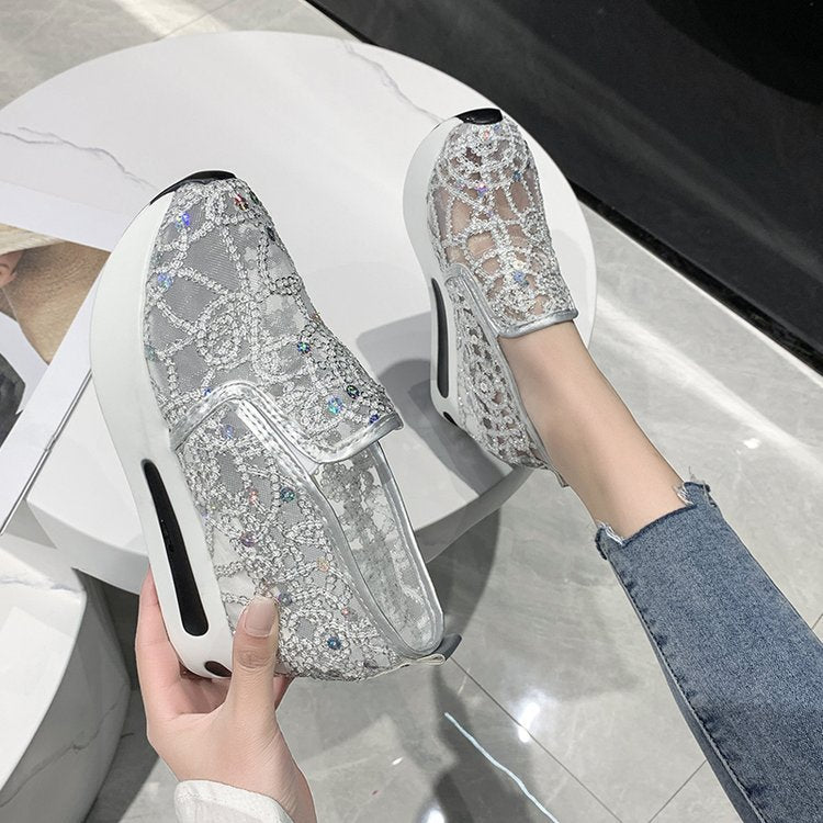 Damen Bequeme Slip-On Sneaker mit glitzerndem Design und atmungsaktiver Oberflächenstruktur EB