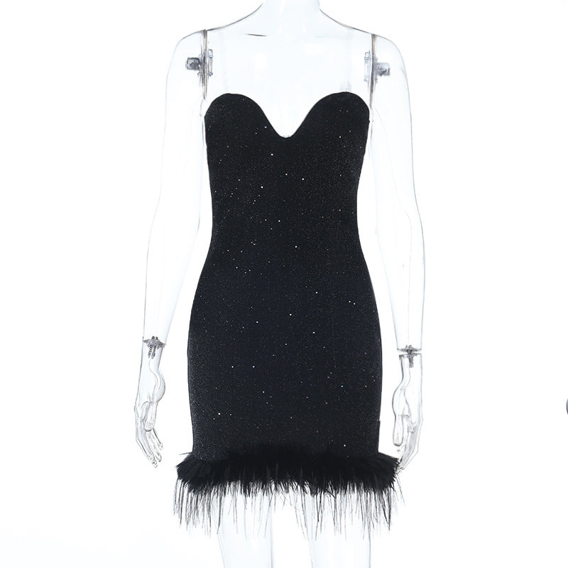 Damen elegantes kurzes Abendkleid mit herzförmigem Ausschnitt und glamourösen Federdetails EB