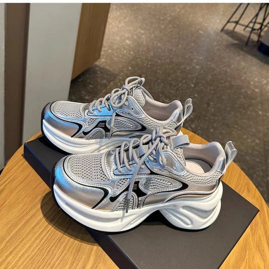 Damen Trendige hochgezogene Sneakers mit atmungsaktiver Mesh-Oberfläche und reflektierenden Akzenten EB