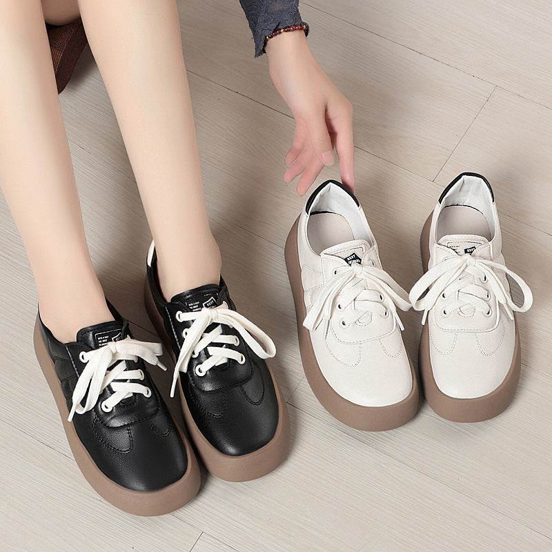 Damen Trendige Plateau-Sneaker aus hochwertigem Kunstleder mit bequemer Sohle EB