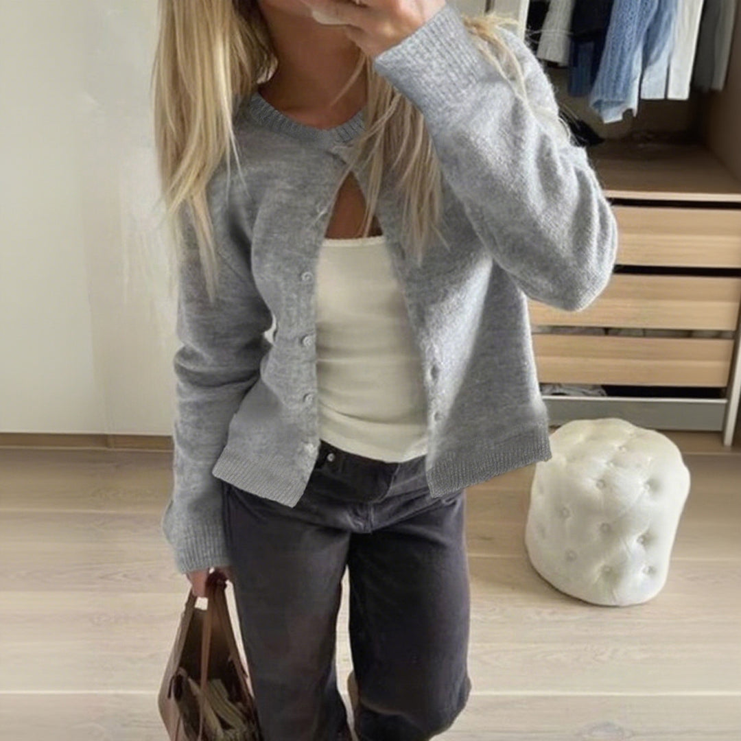 Damen nan kurzgeschnittene Kuschelstrick-Cardigan mit Rundhalsausschnitt und Perlmuttknöpfen EB