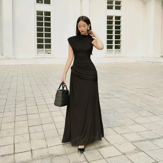 Damen Elegantes, tailliertes Maxi-Kleid mit asymmetrischem Ausschnitt EB