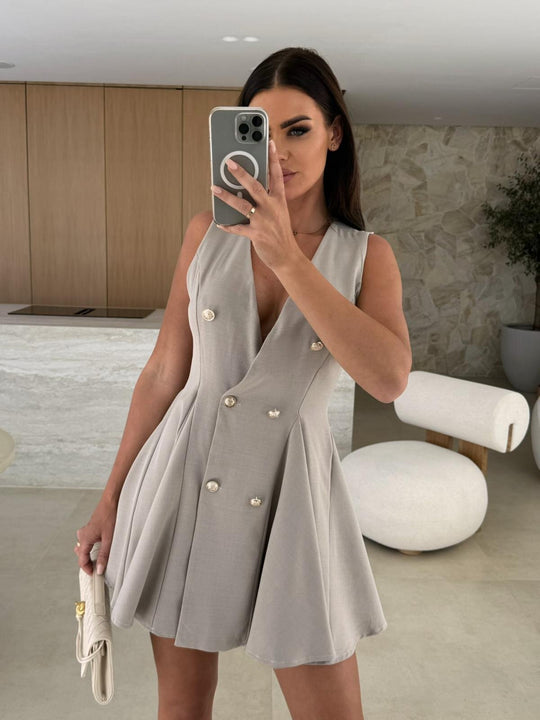 Damen elegantes Minikleid mit dekorativen Knopfdetails und schwingendem Rock EB