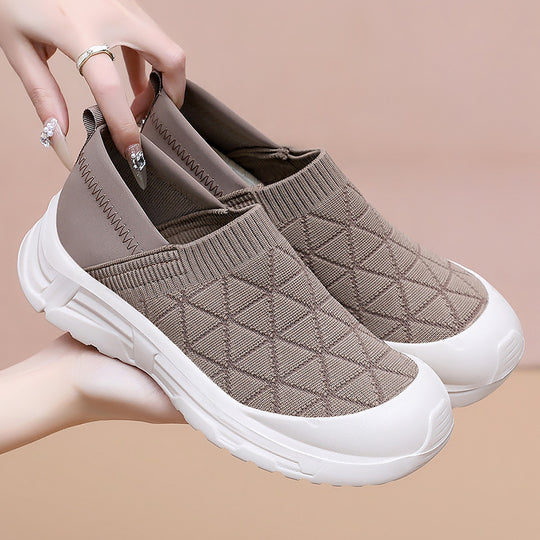 Damen Leichte Slip-On Freizeitschuhe mit strukturiertem Obermaterial EB
