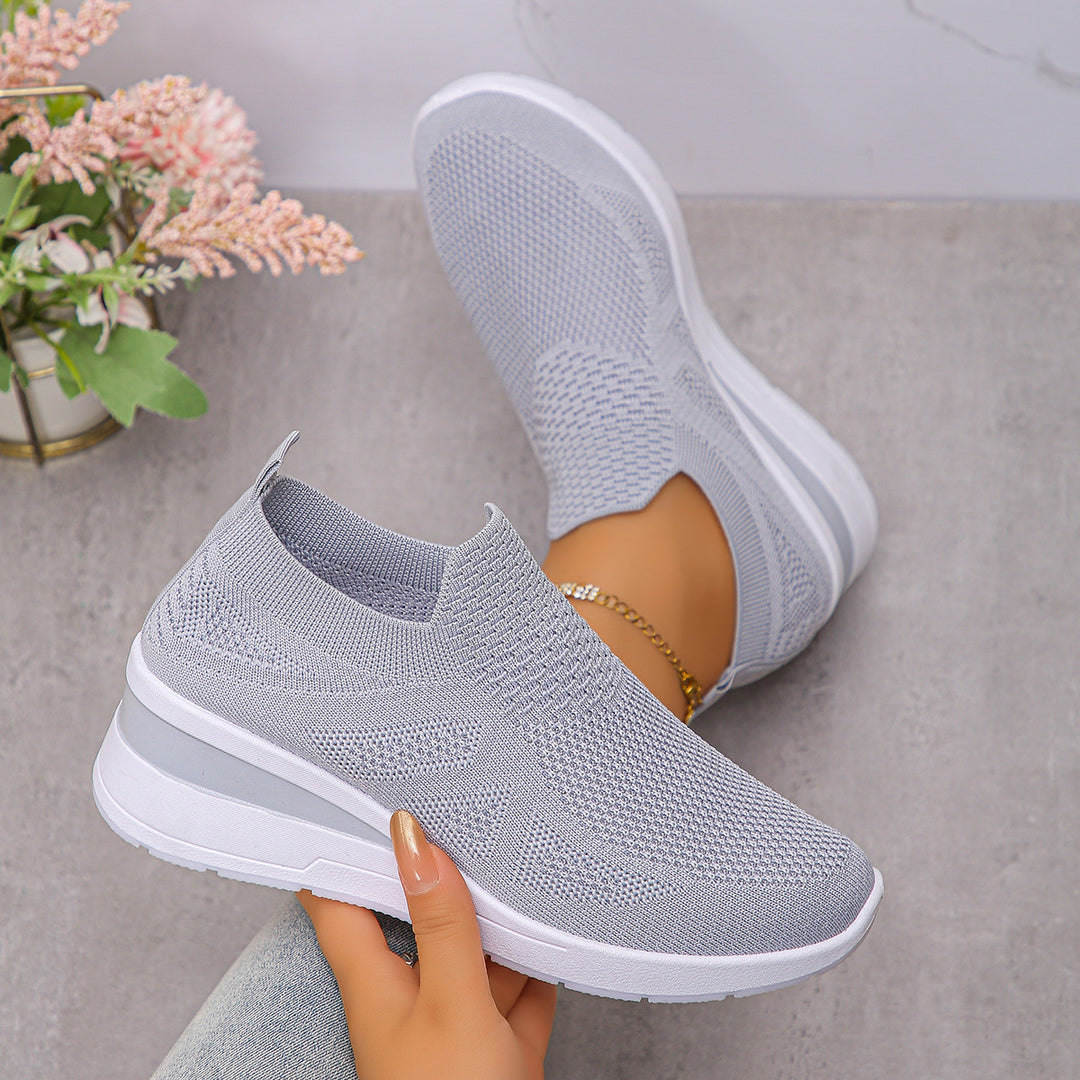 Damen Komfortable Wedge-Sneaker aus atmungsaktivem Strickmaterial EB