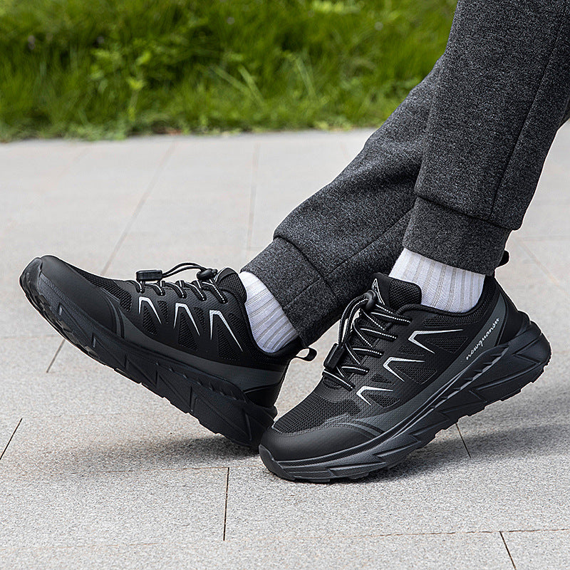 Damen Lauf- und Trailsneaker mit rutschfester Sohle und atmungsaktivem Obermaterial EB