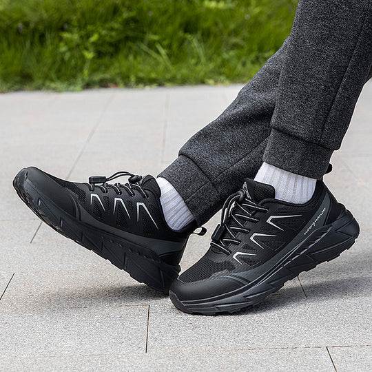 Damen Lauf- und Trailsneaker mit rutschfester Sohle und atmungsaktivem Obermaterial EB