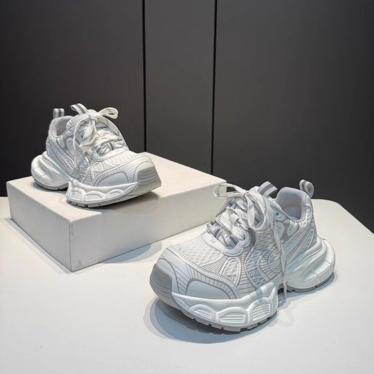 Damen Sportliche Performance-Sneaker mit atmungsaktiver Mesh-Oberfläche und dämpfender Sohle EB