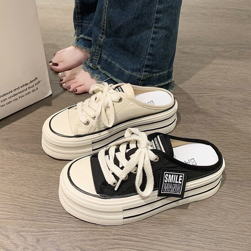 Damen Plattform-Sneaker mit lässiger Slip-On Konstruktion und strapazierfähiger Sohle EB