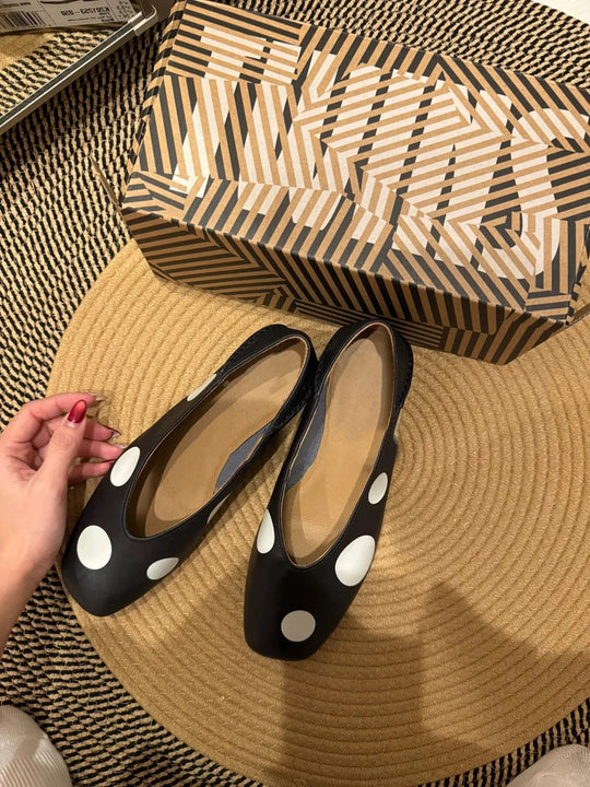 Damen Ballerinas mit modischem Punktedesign und flexibler Sohle EB