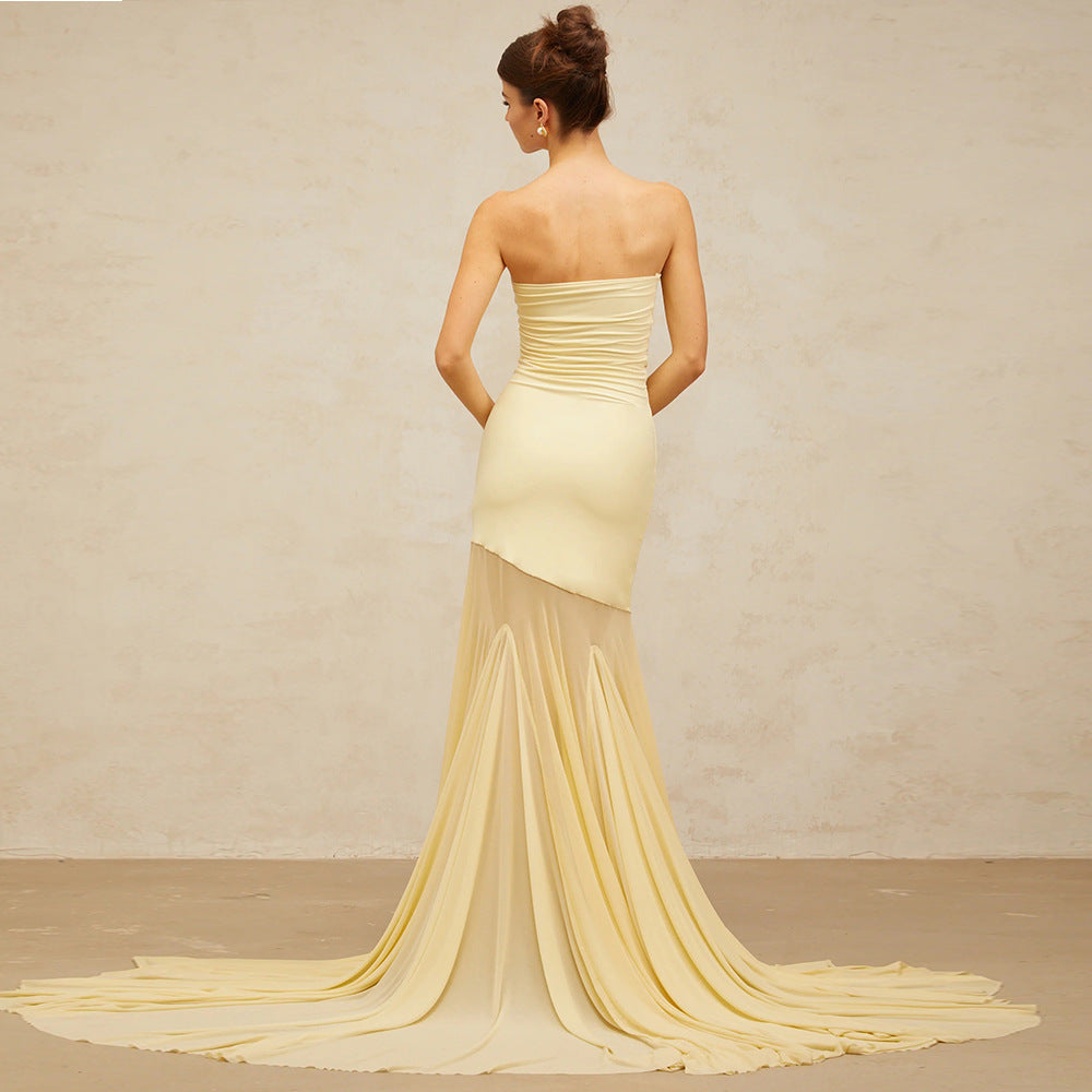 Damen Elegantes schulterfreies Maxikleid mit schimmerndem Stoff und voluminösem Rock EB