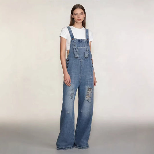 Damen nan moderne Baggy-Latzhose aus pigmentgefärbtem Stretch-Denim mit verstellbaren Trägern und sichtbaren Rissen EB