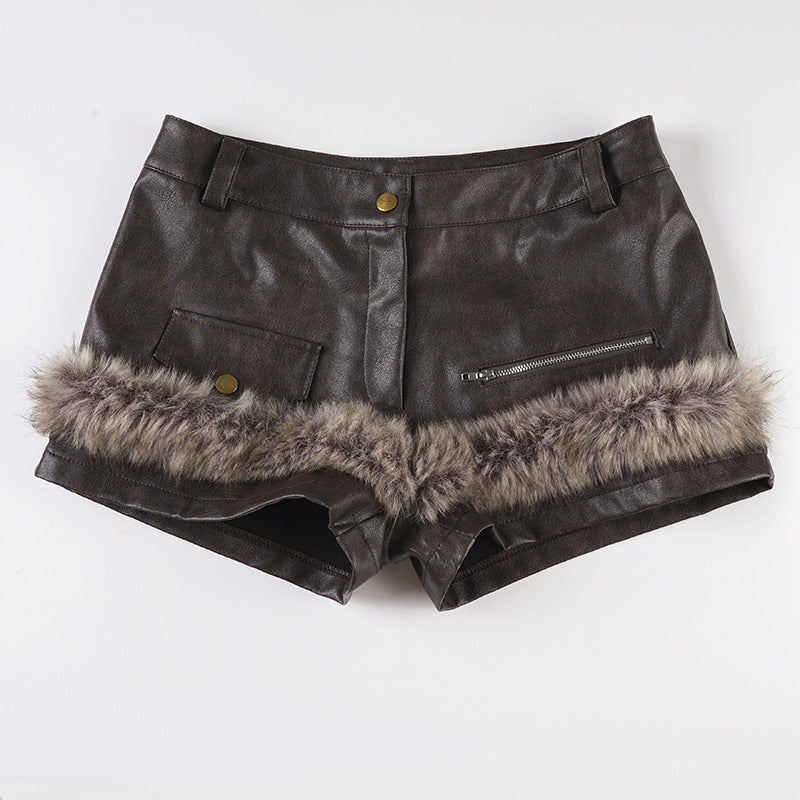 Damen Kunstleder-Shorts mit dekorativen Knopfdetails EB