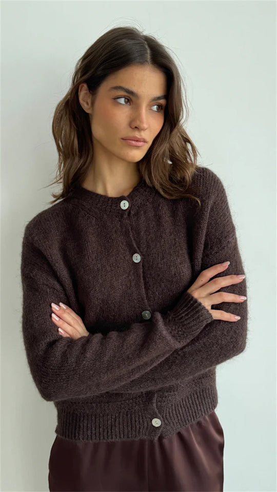 Damen kuschelige Strickjacke mit knöpfbarem Design und voluminösen Ärmeln EB