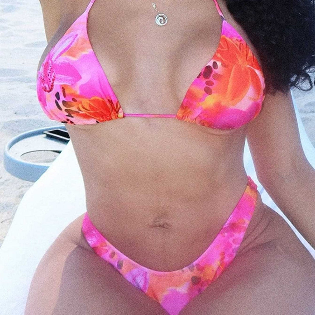 Damen Triangel-Bikini mit elegantem Hochschnitt EB
