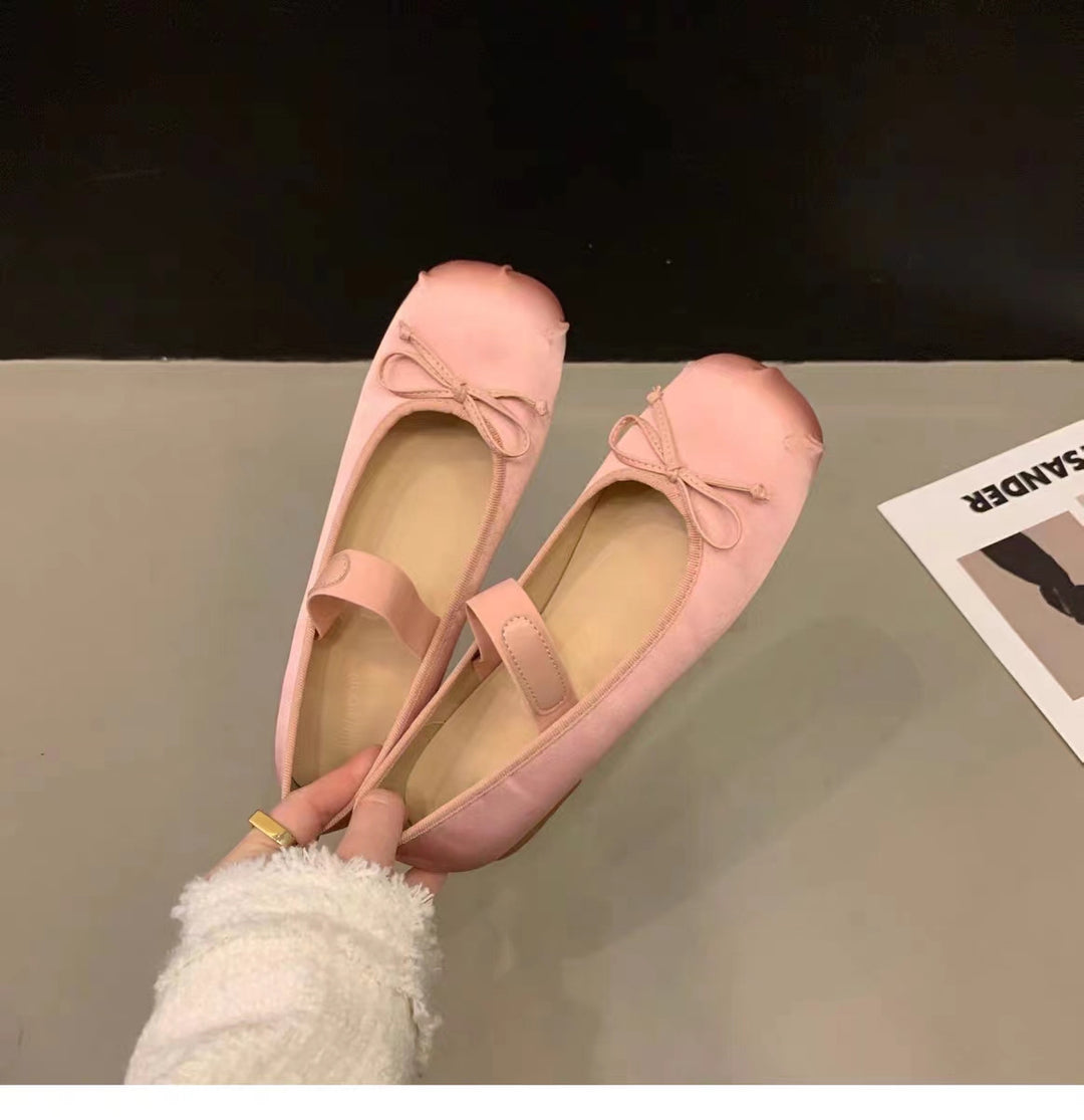 Damen Ballerinas mit anpassbarem Riemchen und eleganter Schleifenapplikation EB