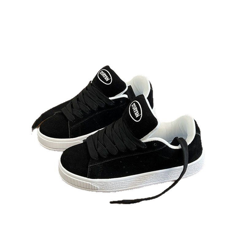 Damen Sneakers aus weichem Wildleder mit klassischer Laufsohle EB
