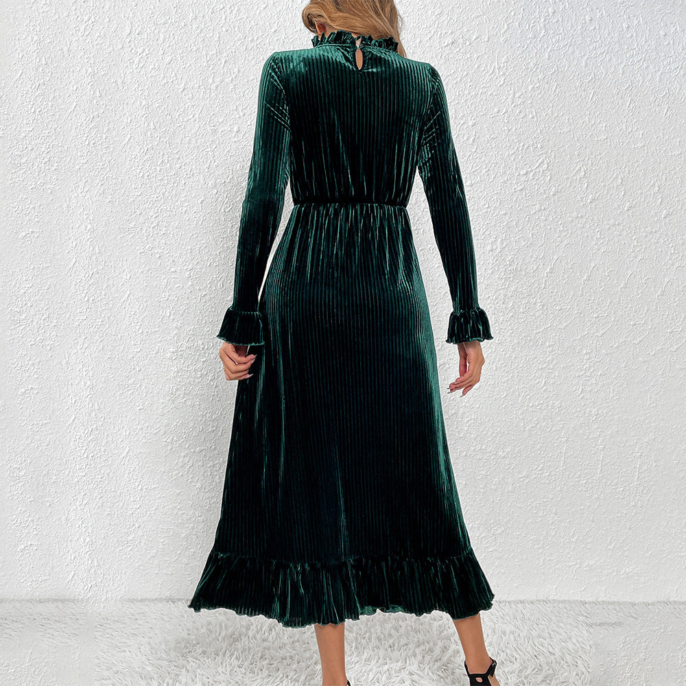 Damen Midikleid aus plissiertem Samt mit Stehkragen geraffter Taille und Volant-Saum Eichborn Berlin