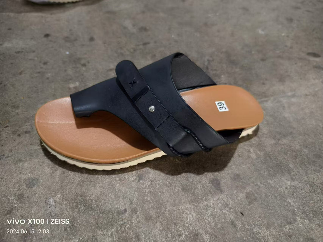Damen Sandalen mit breiten Riemen und ergonomischem Fußbett EB