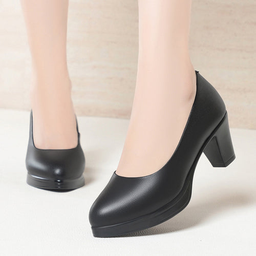 Damen elegante Pumps mit komfortablem Blockabsatz EB