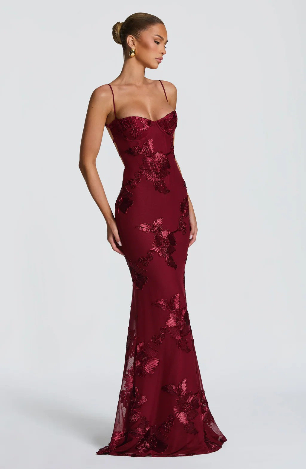 Damen figurbetontes Abendkleid mit floralem Stickdesign und hochwertigem Stoff EB