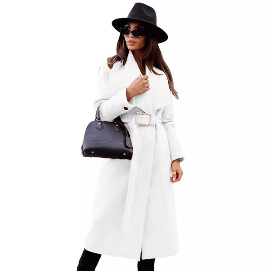Damen Eleganter Trenchcoat mit Gürtel und strukturiertem Stoff EB