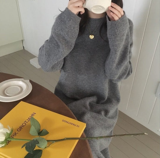 Damen gestricktes Oversized Kleid aus hochwertiger Wolle EB