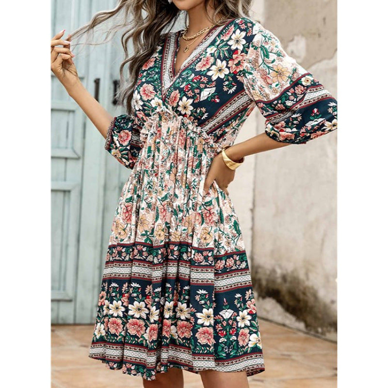 Damen Elegantes Blumenkleid mit V-Ausschnitt und elastischem Bund EB