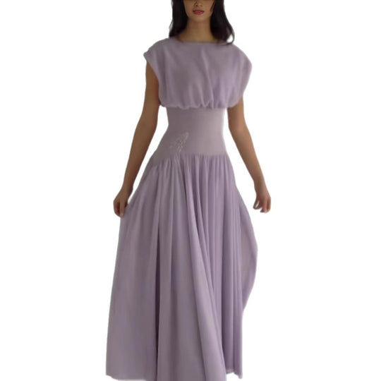 Damen Maxikleid mit eleganter Raffung und femininen Akzenten EB