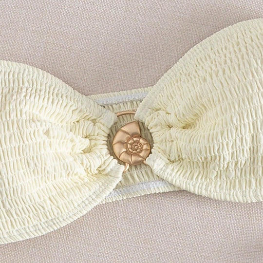 Damen Bandeau-Bikini mit Rüschendetails und modischem Schmuckakzent EB