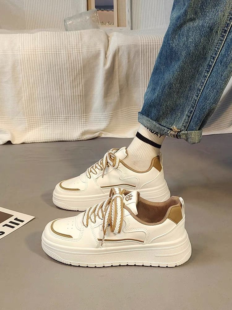 Damen Sportliche Sneakers mit modischer Plateau-Sohle und dämpfendem Komfort EB