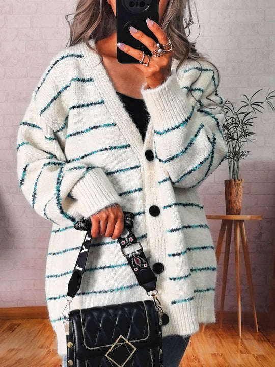 Damen Grobstrickjacke mit modischen Kontraststreifen und eleganten Knopfdetails EB