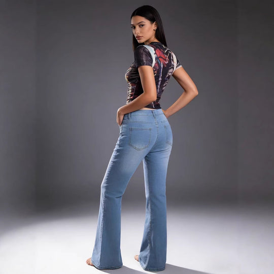 Damen Schlagjeans mit bunten Knopfdetails und hohem Bund EB