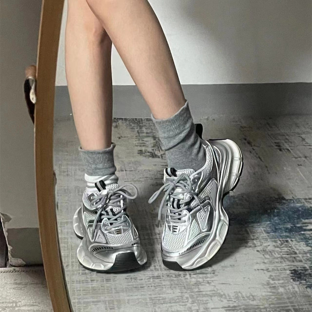 Damen Sportliche Laufschuhe mit atmungsaktiver Mesh-Oberfläche und dämpfender Sohlenkonstruktion EB