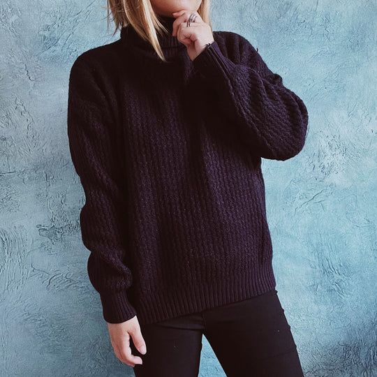 Damen Grobstrickpullover mit strukturiertem Muster und hohem Kragen EB