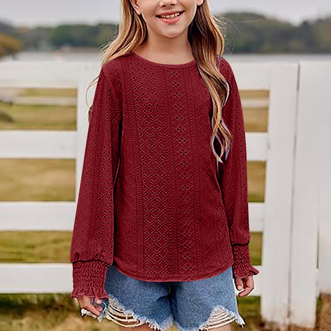 Damen Ajourgestricktes Oversize-Pullover-Shirt mit Ballonärmeln und Rüschenbündchen EB