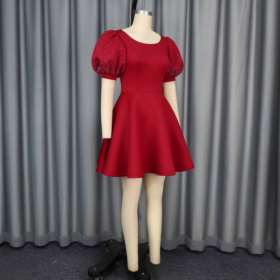 Damen A-Linien Kleid mit glamourösen Puffärmeln und Perlenapplikationen EB
