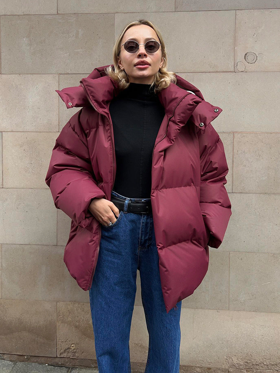 Damen sportliche Daunenjacke mit hohem Kragen und voluminösem Schnitt EB