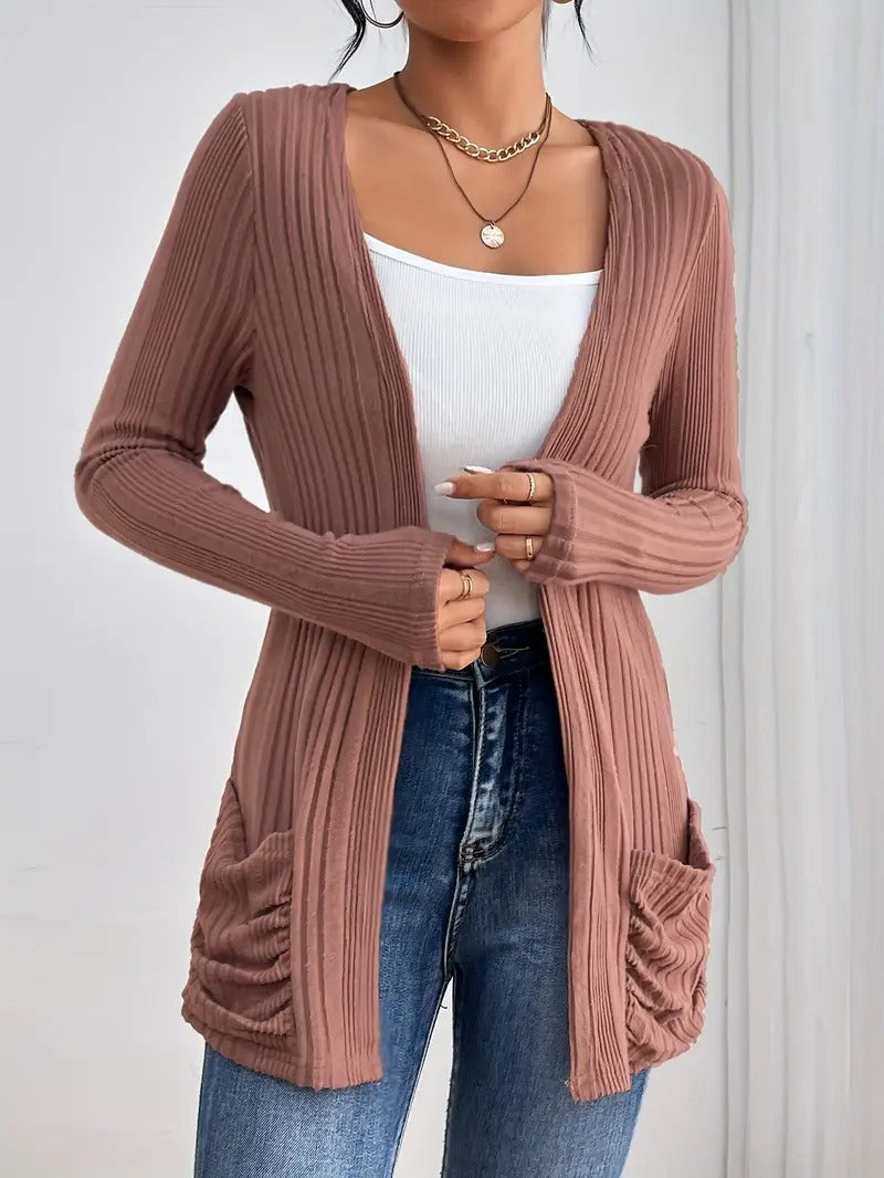Damen Strickjacke mit vertikalem Rippdesign und praktischen Taschen EB