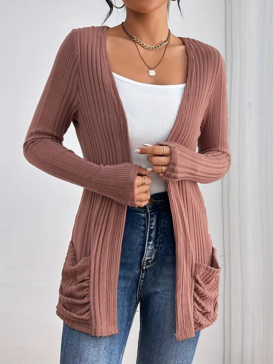 Damen Strickjacke mit vertikalem Rippdesign und praktischen Taschen EB