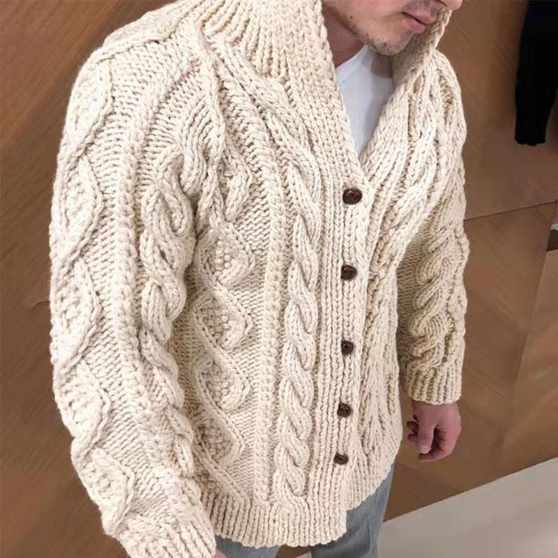 Herren Grobstrickjacke mit klassischem Stehkragen und Knopfverschluss EB